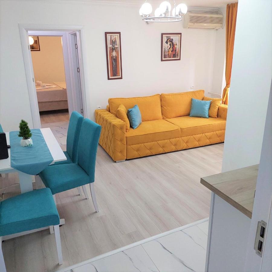 City Lux Square Apartments Skopje Esterno foto