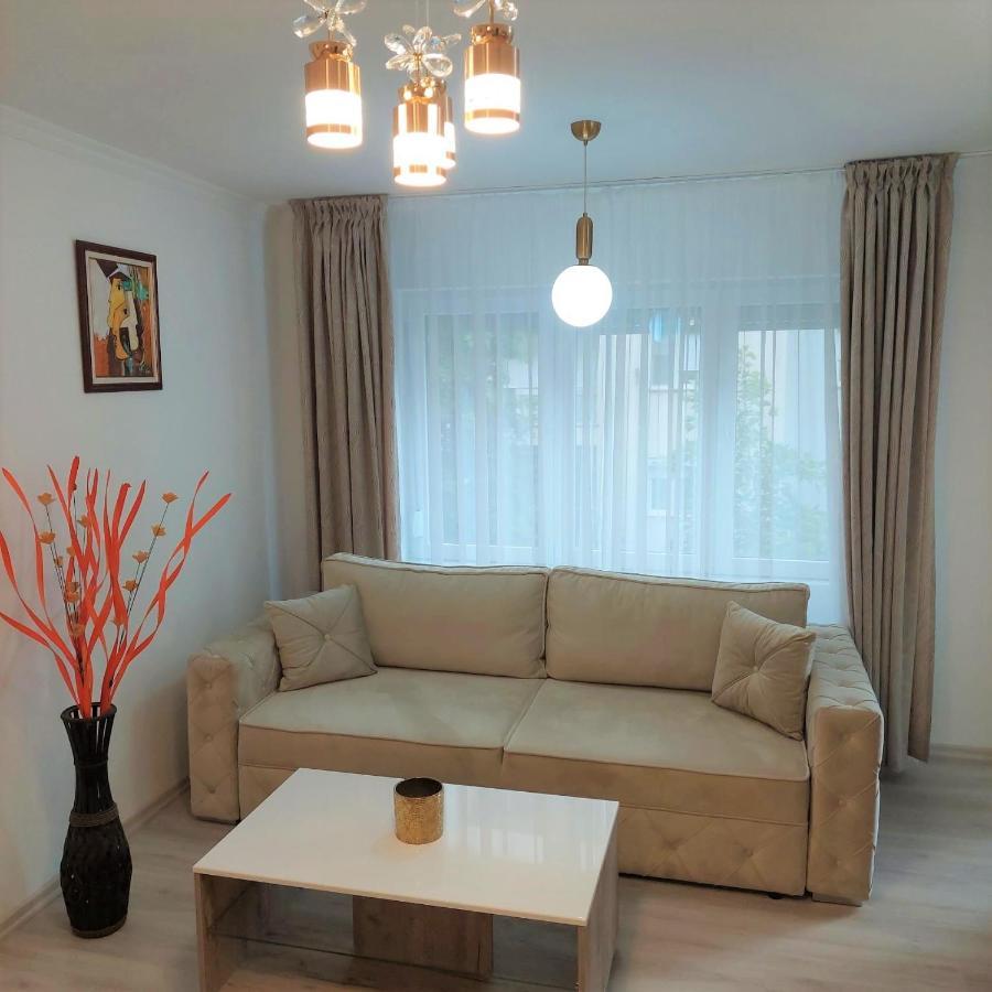 City Lux Square Apartments Skopje Esterno foto