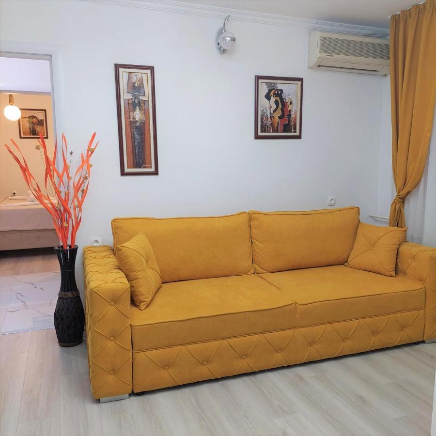 City Lux Square Apartments Skopje Esterno foto